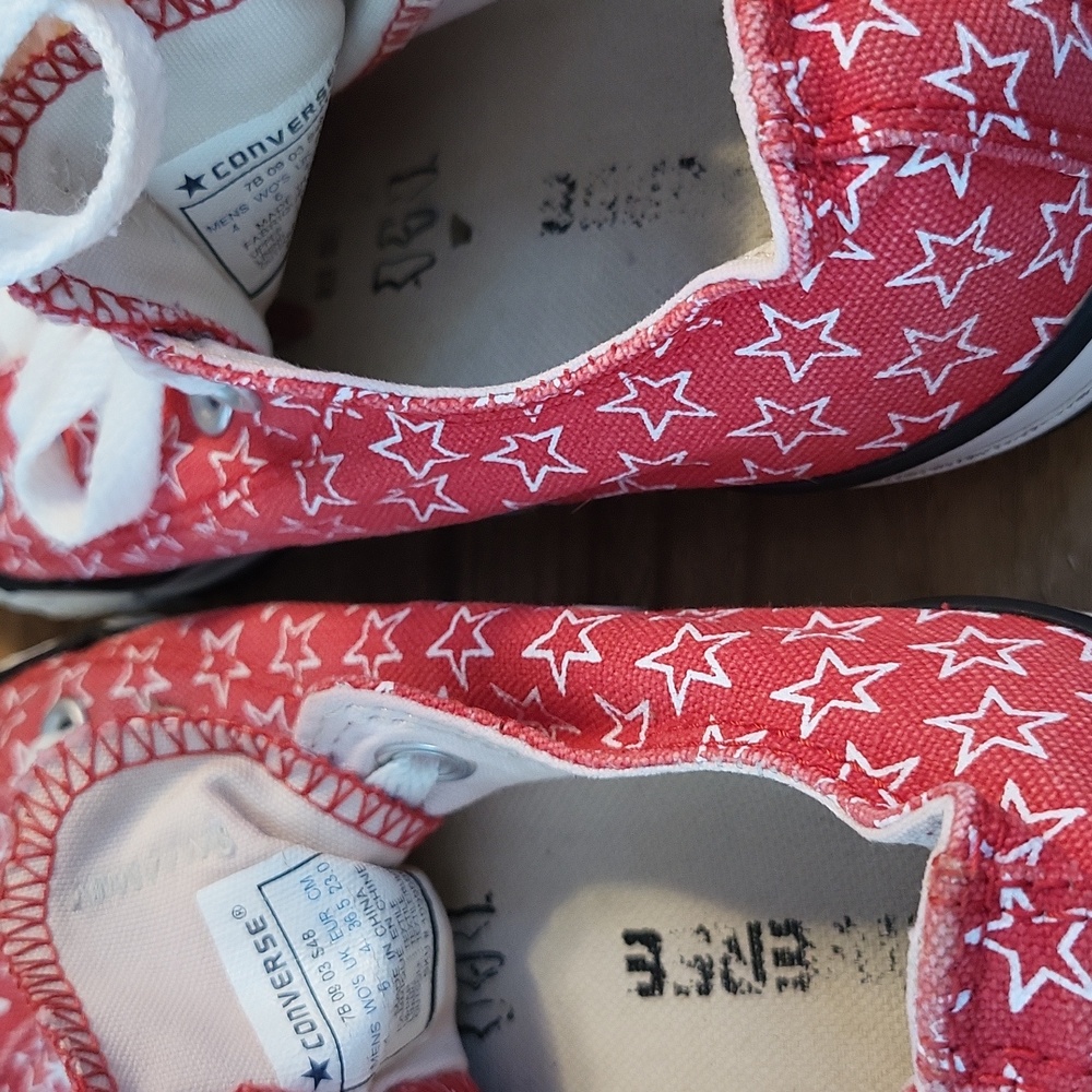 Converse - Picture 7 of 8